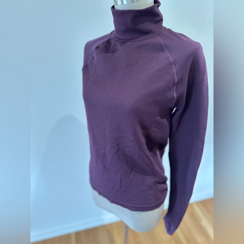 Athleta Slim Fit High Neck Long Sleeve